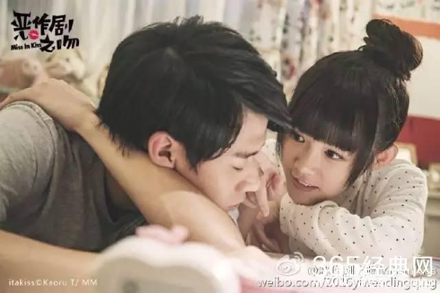 玩滑板的男孩逃脱2