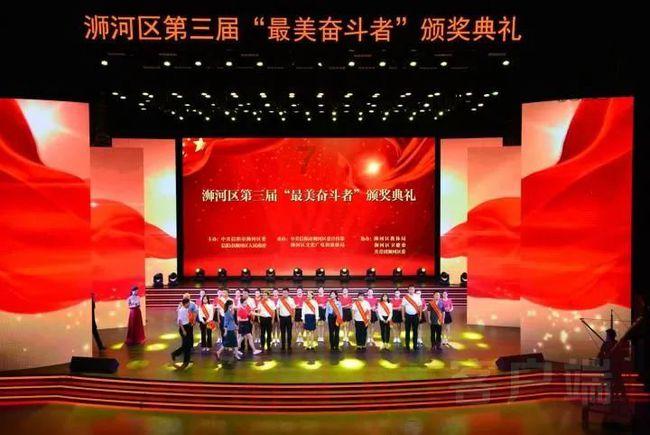 7万多吨“钢铁森林”搭建完成